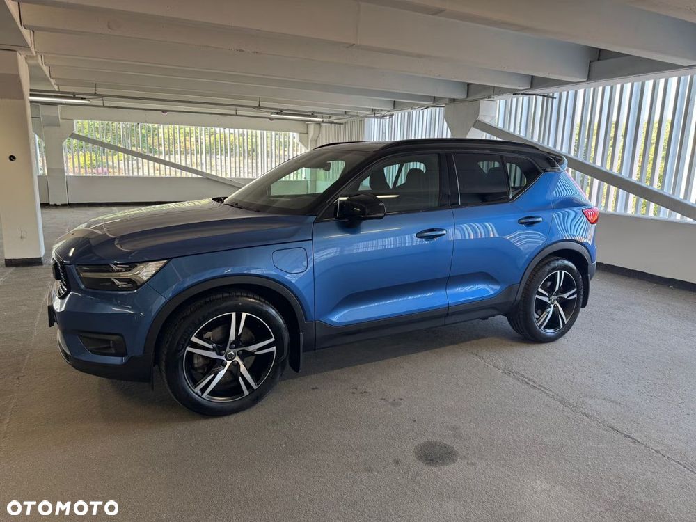 Volvo XC 40 T5 Twin Engine DKG R-Design - 3