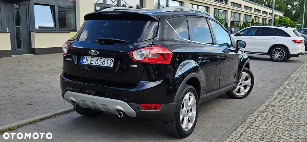 Ford Kuga 2.0 TDCi 2x4 Titanium - 28