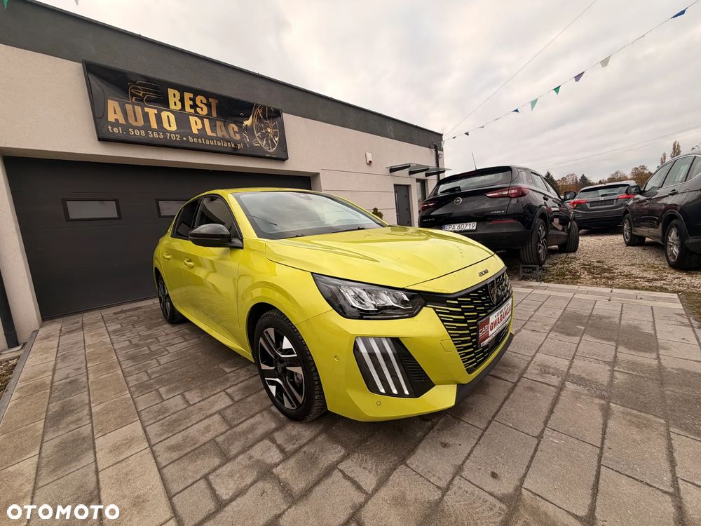 Peugeot 208 - 33