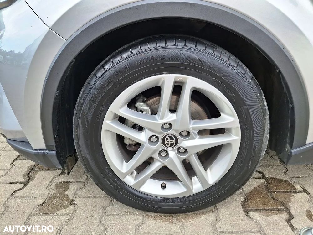 Toyota C-HR 1.8 HSD 122 CP 4x2 CVT Core - 24