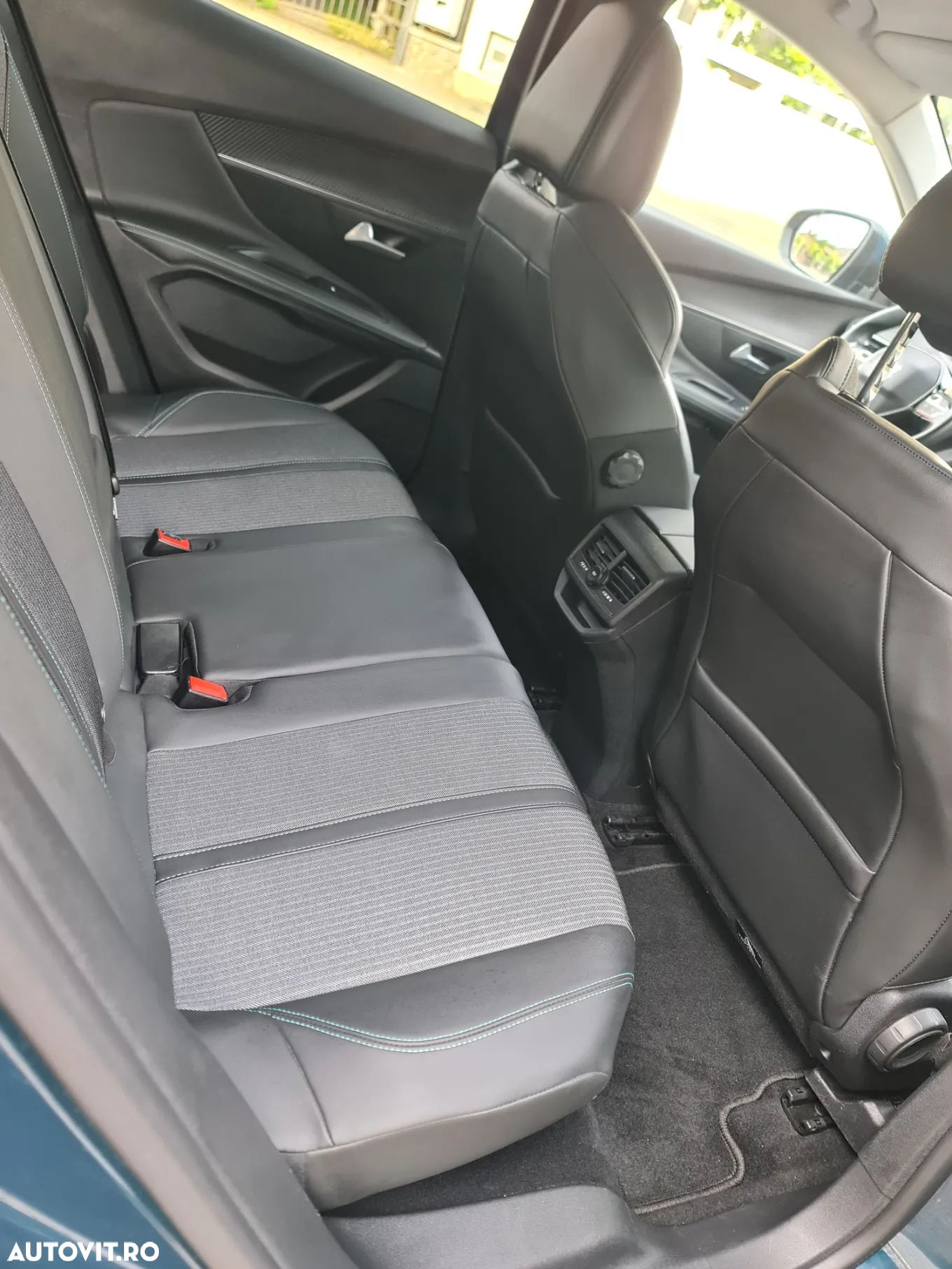 Peugeot 3008 BlueHDi 130 Stop & Start Allure - 15