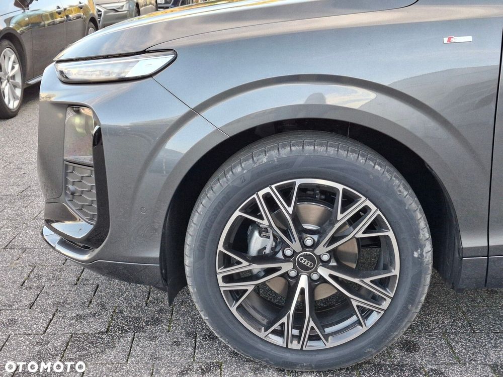 Audi Q3 - 4