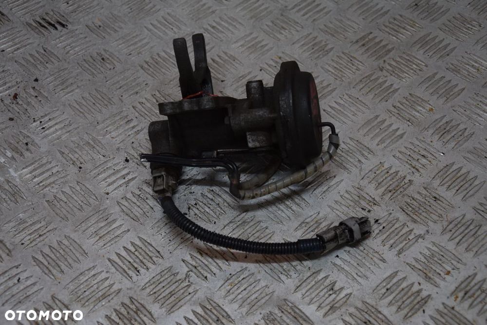 TOYOTA 4 RUNNER 3.0 TD ZAŁĄCZNIK NAPĘDU PRZÓD - 3