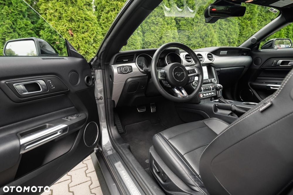 Ford Mustang 5.0 V8 GT - 9