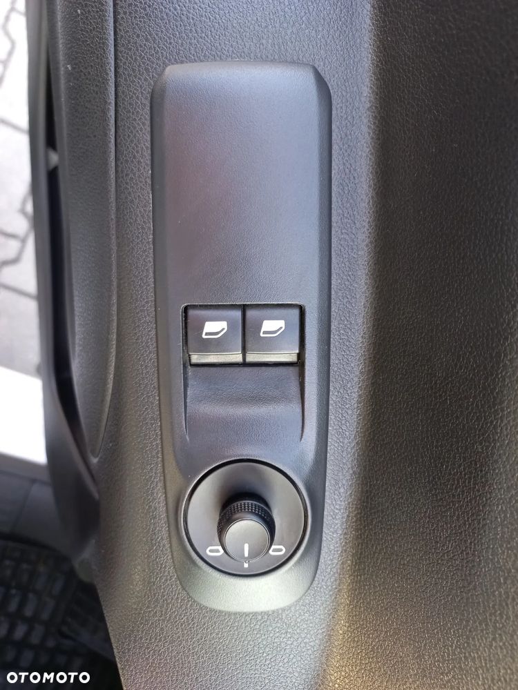 Citroën Berlingo M 1.2 PureTech Feel S&S - 16