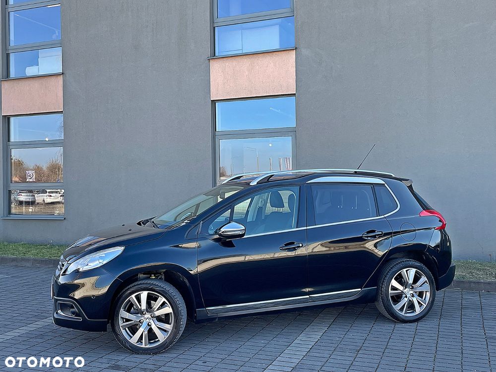 Peugeot 2008 PureTech 130 GPF Black Edition - 7