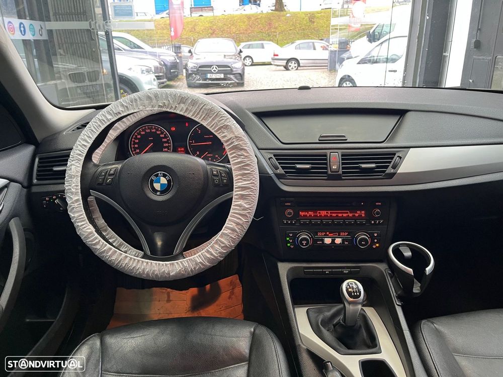 BMW X1 18 d sDrive - 12