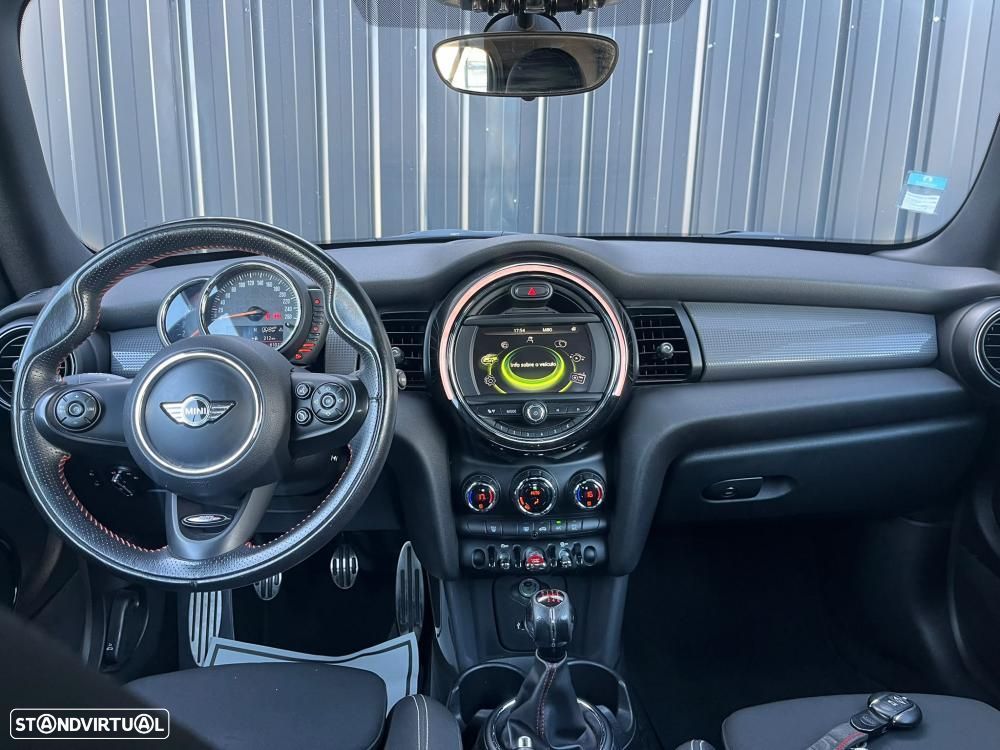 MINI Cabrio - 9