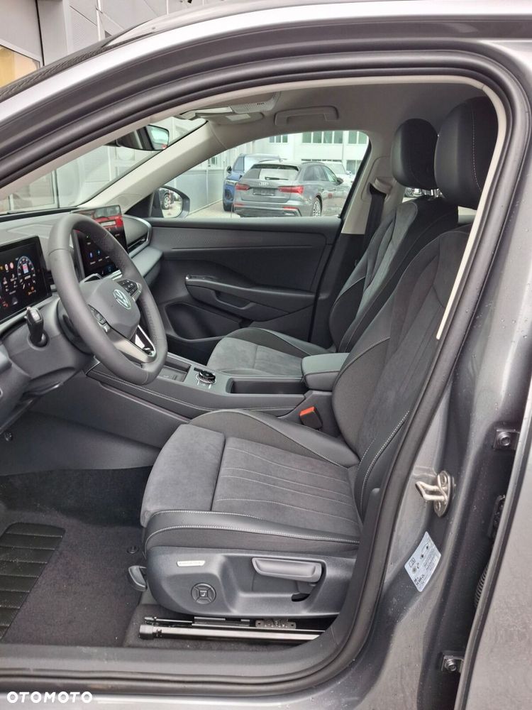 Volkswagen T-Roc 1.5 eTSI Style DSG - 12