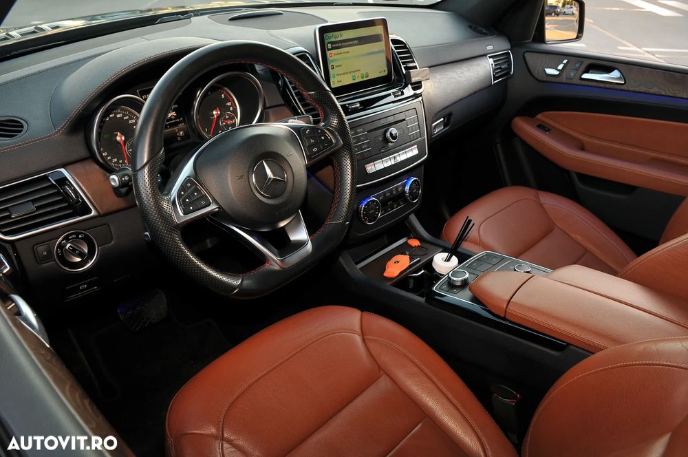 Mercedes-Benz GLE - 11