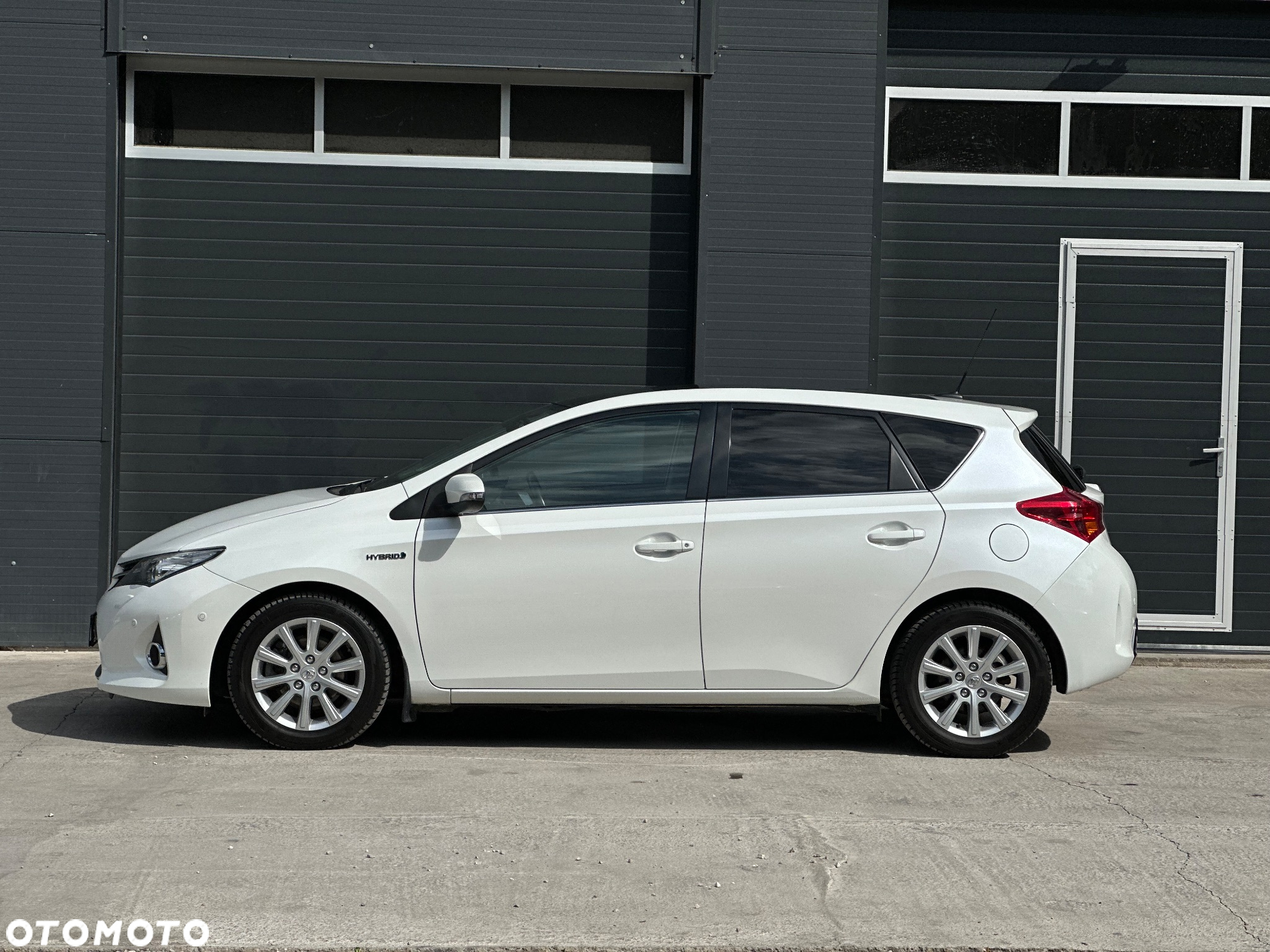 Toyota Auris 1.8 HSD Luna - 4