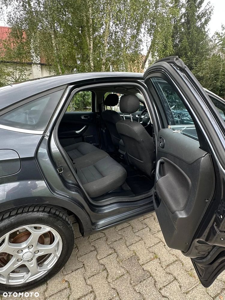 Ford Mondeo 2.0 TDCi Titanium - 20