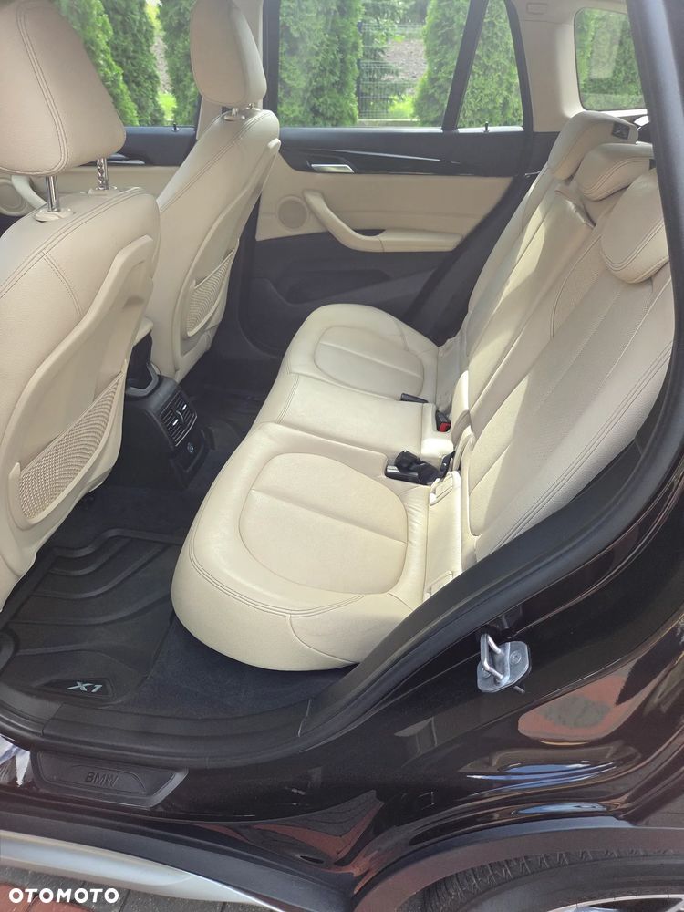 BMW X1 sDrive18d xLine sport - 8