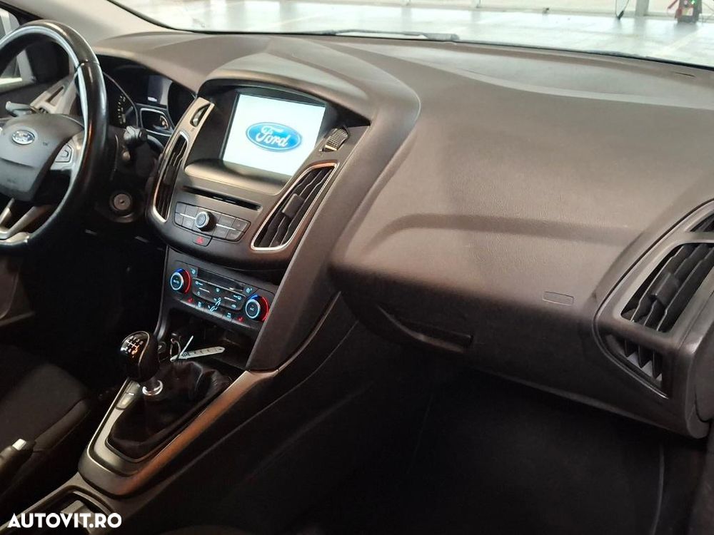 Ford Focus 1.0 EcoBoost Start Stop Sport - 6