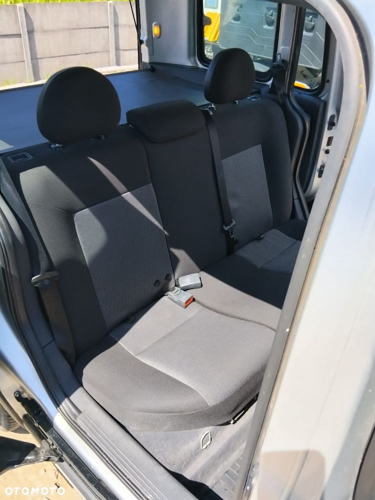 Opel Combo Tour - 11