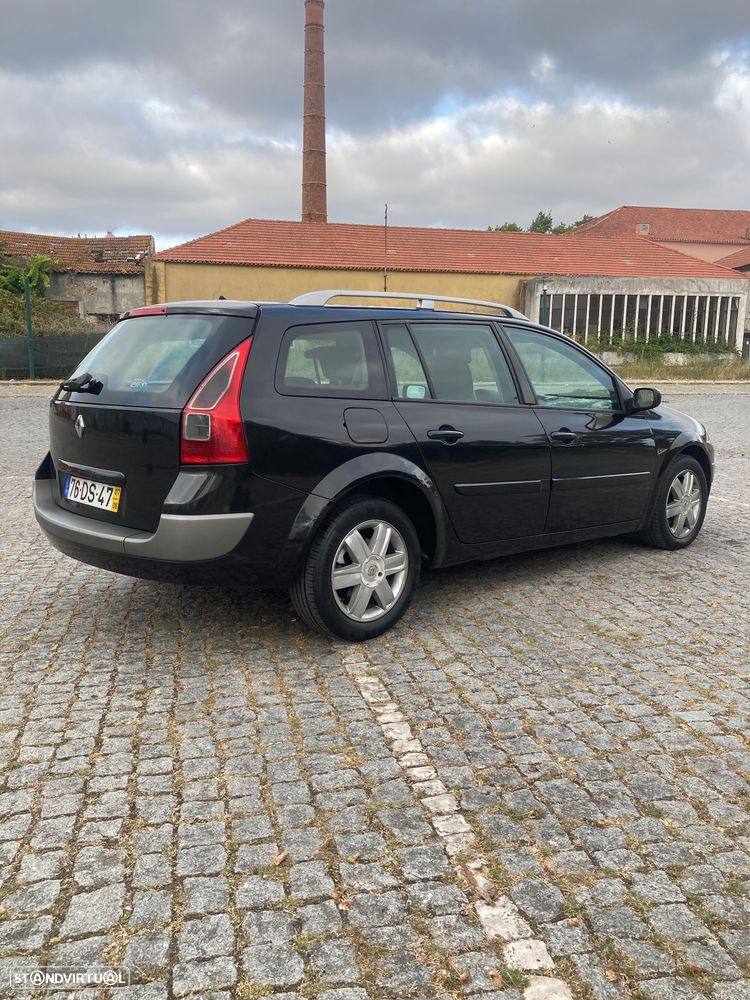 Renault Mégane Break 1.5 dCi Dynamique - 4
