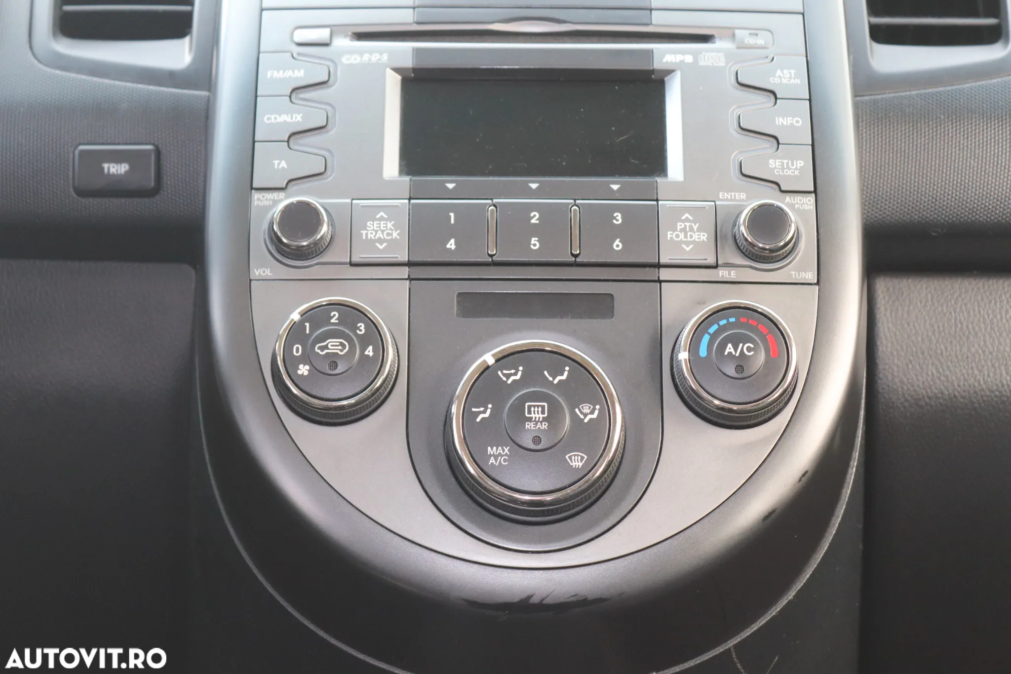 Kia Soul 1.6 DSL Fever - 17