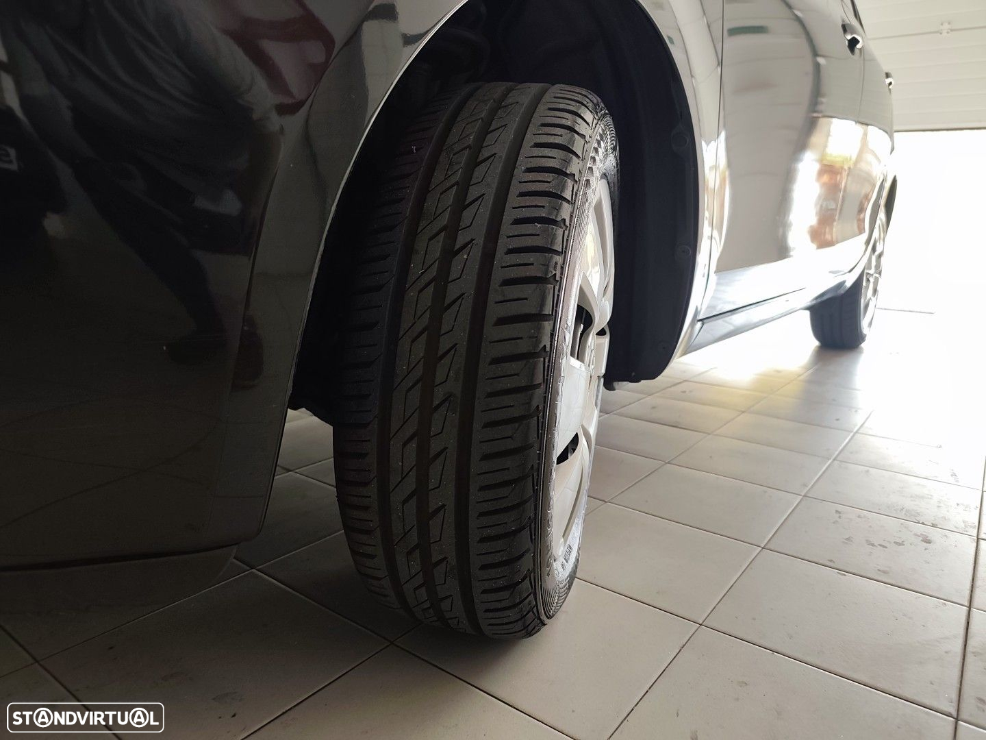 Toyota Yaris 1.0 VVT-i AC - 17