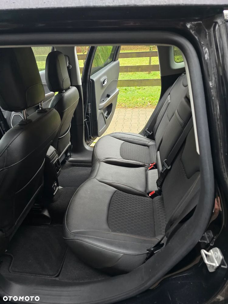 Jeep Compass 1.3 T-GDI I4 Automatik Limited - 25