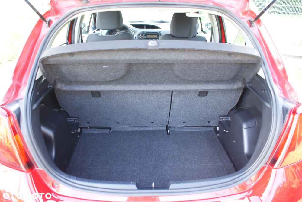 Toyota Yaris - 11