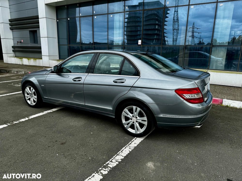 Mercedes-Benz C - 3
