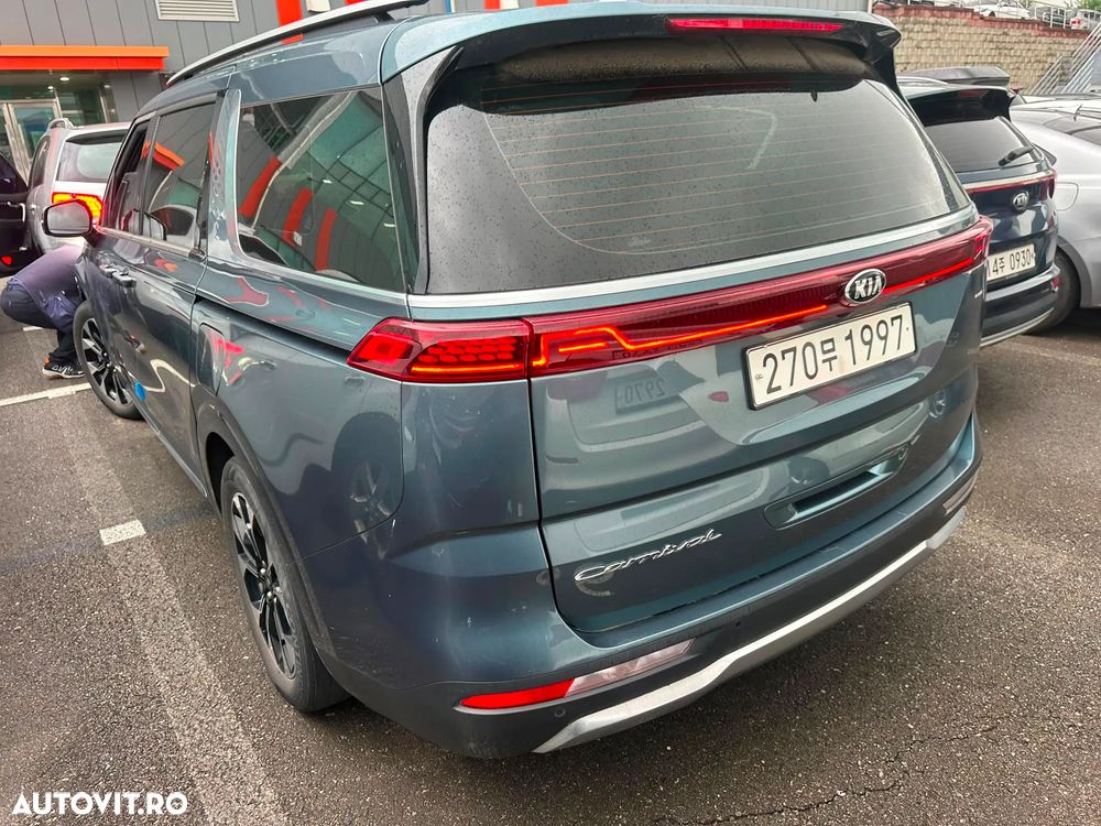 KIA Carnival 2021 — imagine 25