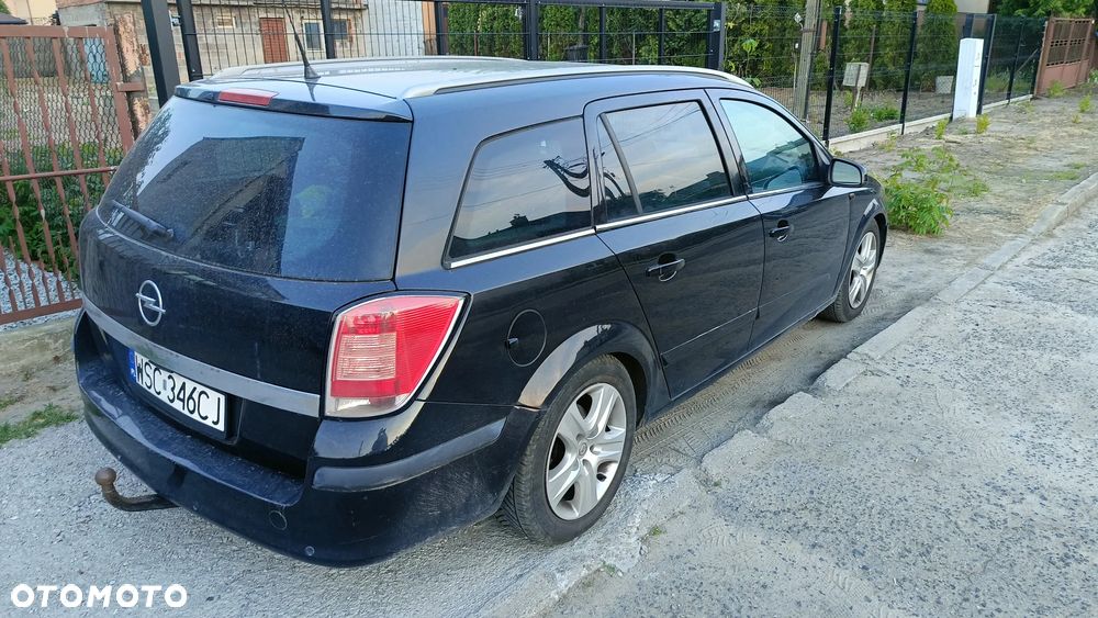 Opel Astra 2.0 Turbo Cosmo - 5