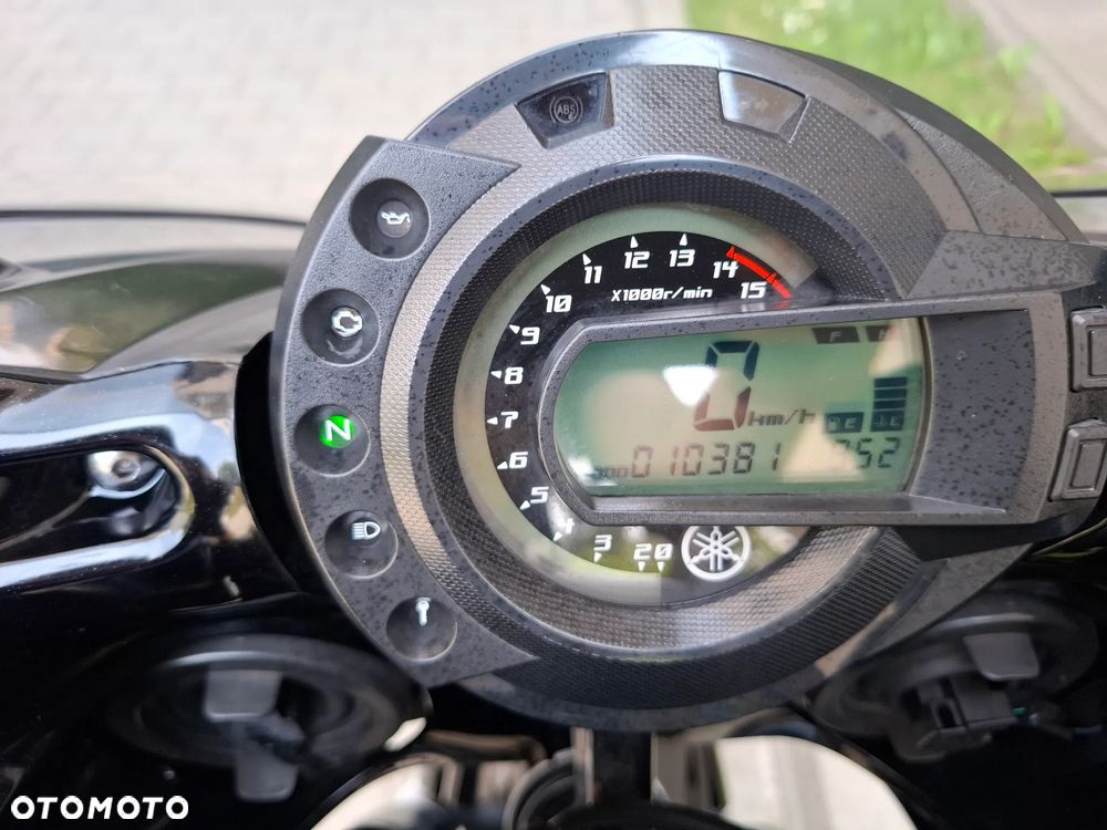 Yamaha FZ6 - 7