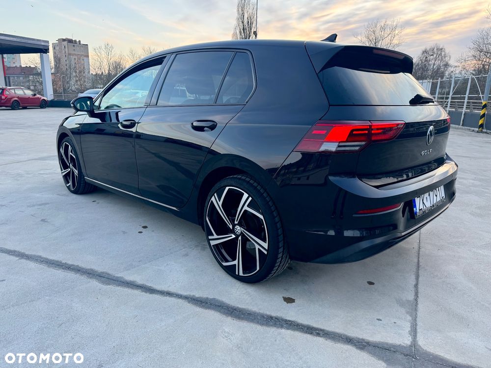 Volkswagen Golf - 4