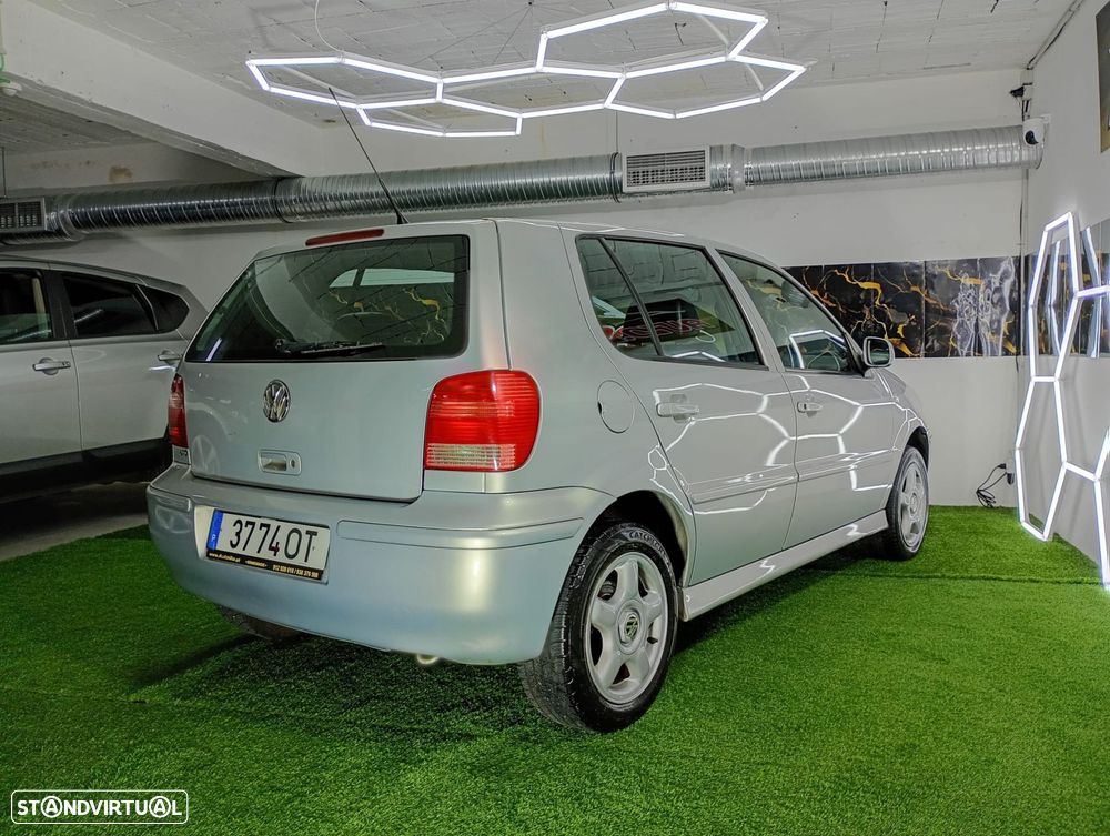 VW Polo 1.4 TDi Confortline ABS - 34
