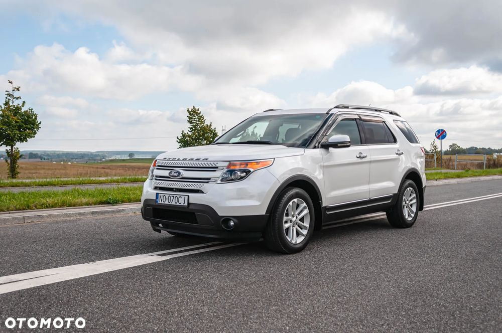 Ford Explorer - 1