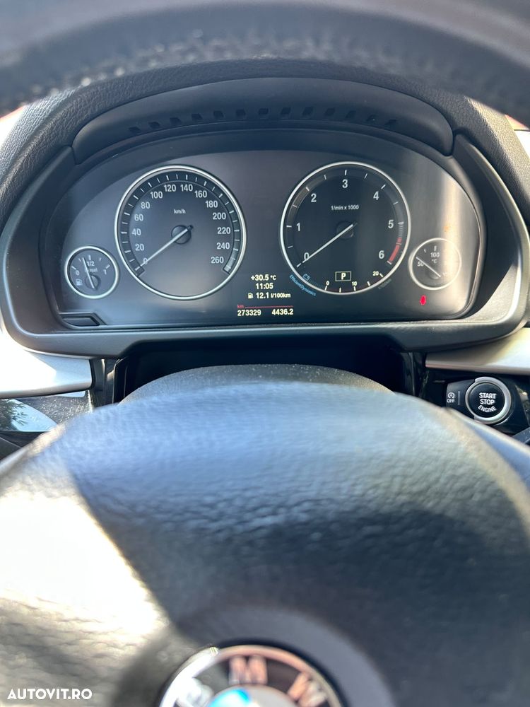 BMW X5 xDrive30d - 11
