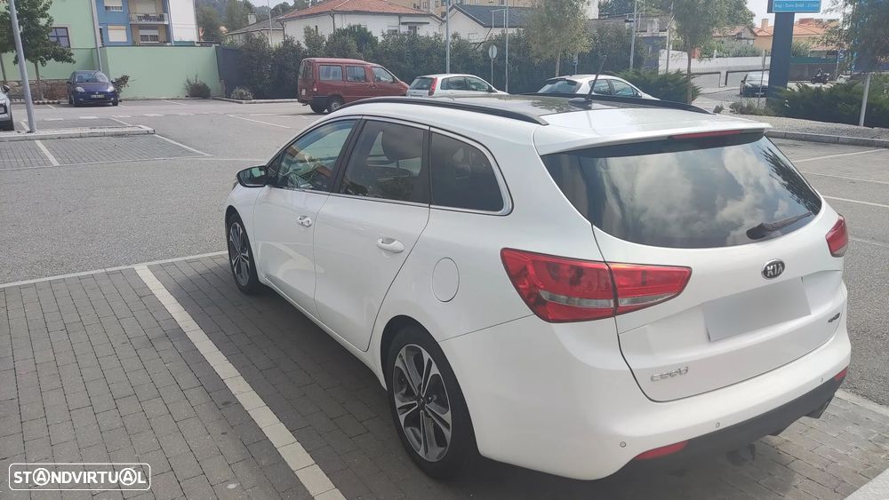 Kia Ceed SW 1.6 CRDi 136 DCT ISG GT Line - 8