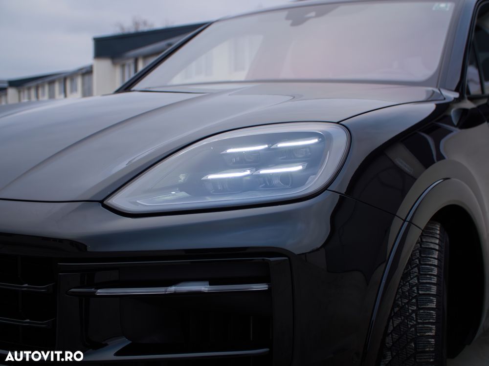 Porsche Cayenne - 15