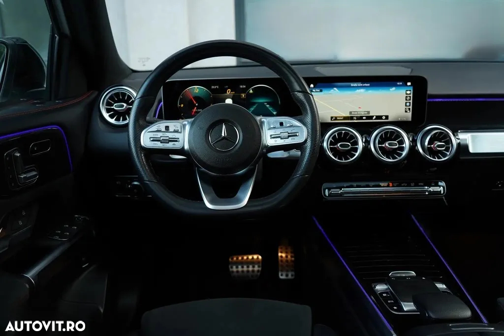 Mercedes-Benz GLB - 8