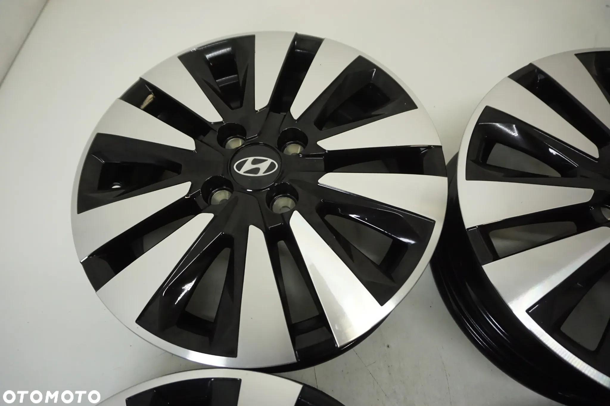 Felgi Aluminiowe 15  Hyundai I20 4x100 - 2