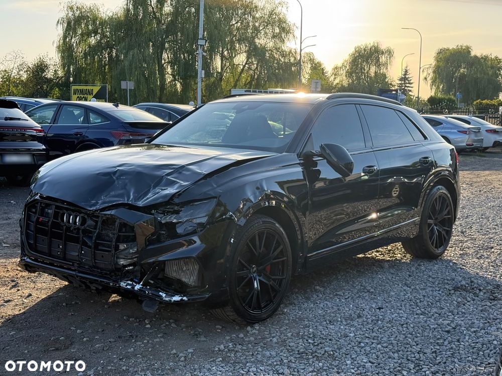 Audi Q8 - 10