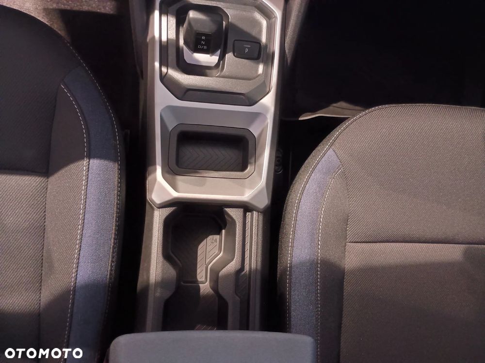 Dacia Duster 1.8 Full Hybrid 155 Journey MMT - 26