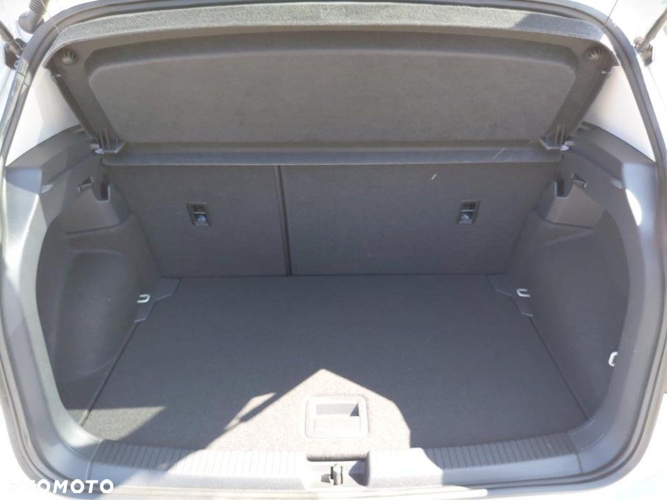 Volkswagen T-Cross - 14