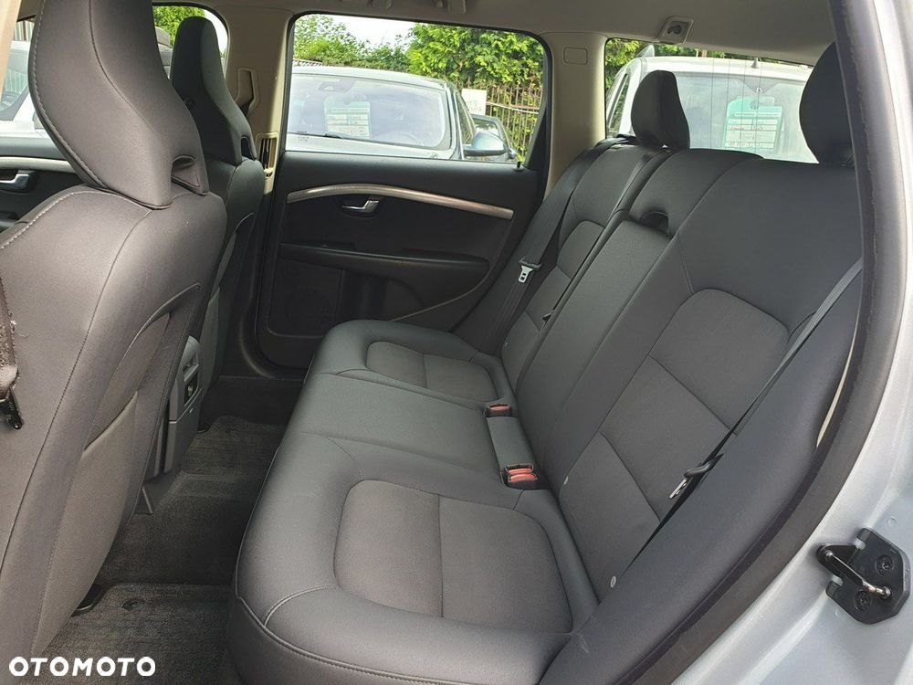Volvo V70 - 16