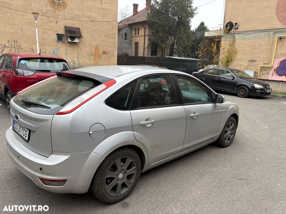 Ford Focus 1.6 16V Aut. Titanium - 3