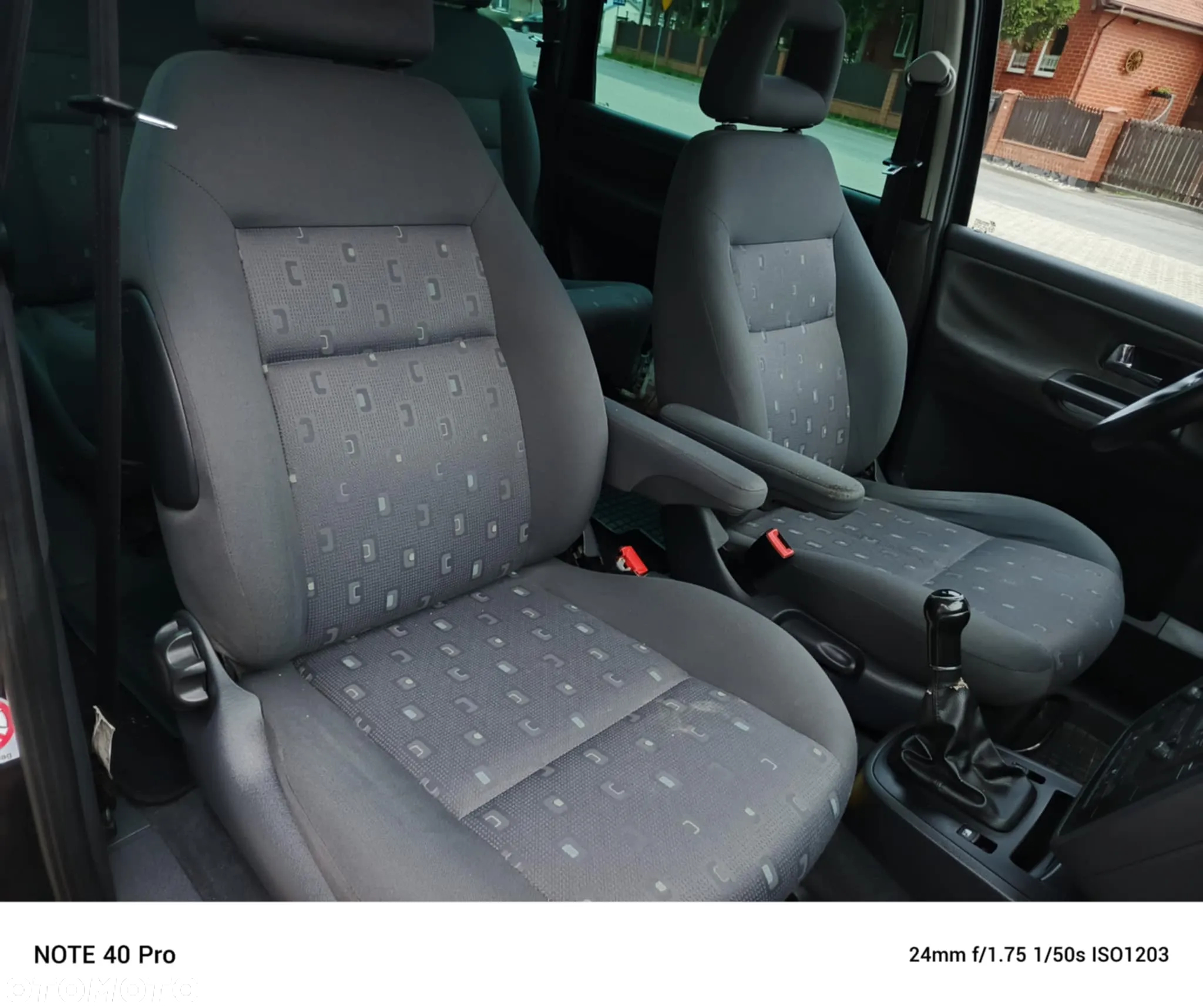 Volkswagen Sharan 1.9 TDI Highline - 30