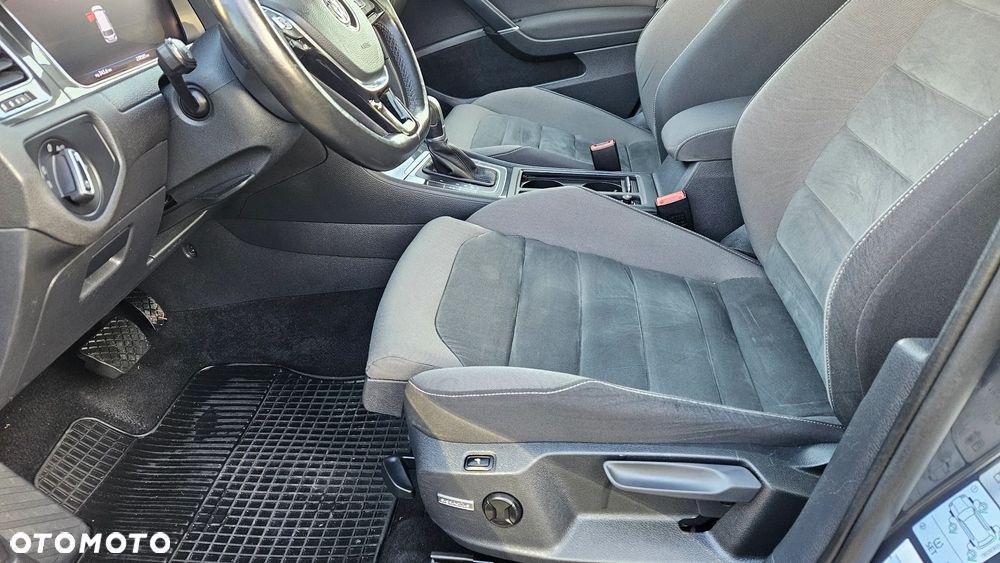 Volkswagen Golf 1.6 TDI (BlueMotion Technology) DSG Comfortline - 21