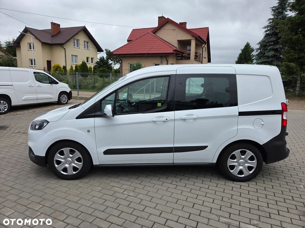 Ford Transit Courier - 3