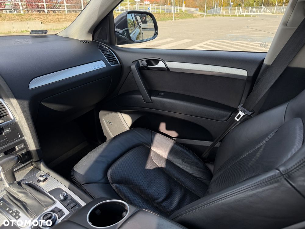 Audi Q7 3.0 TDI DPF Quattro Tiptr - 11