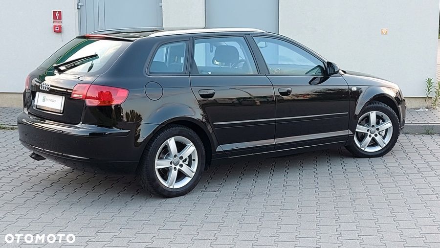 Audi A3 Sportback 2.0 TDI Ambiente - 7