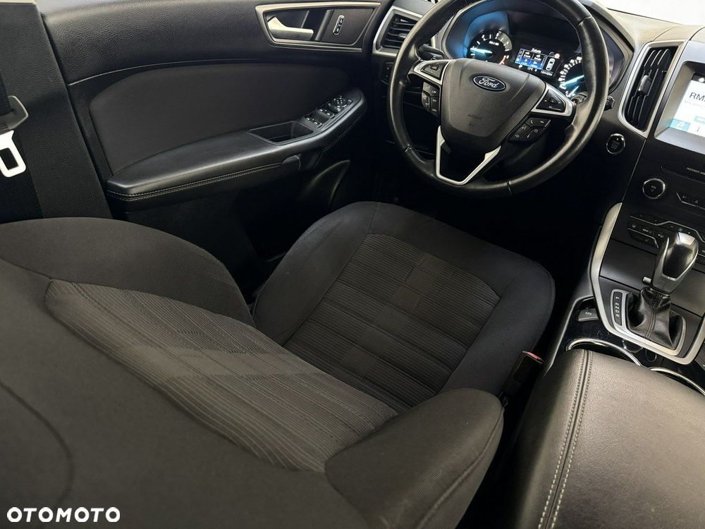 Ford Galaxy - 23