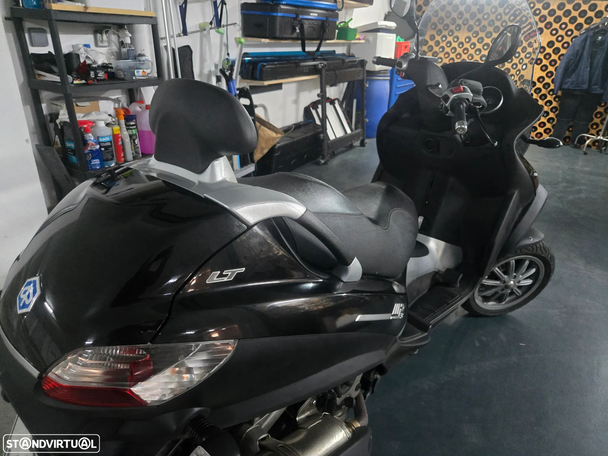 Piaggio MP3 - 4