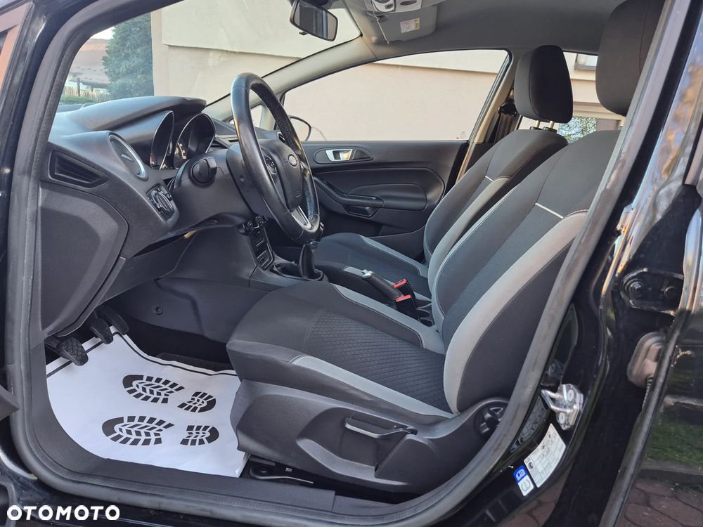 Ford Fiesta 1.25 Celebration - 19