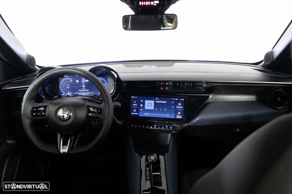 Alfa Romeo Junior Elletrica 50 kWh Launch Edition - 16